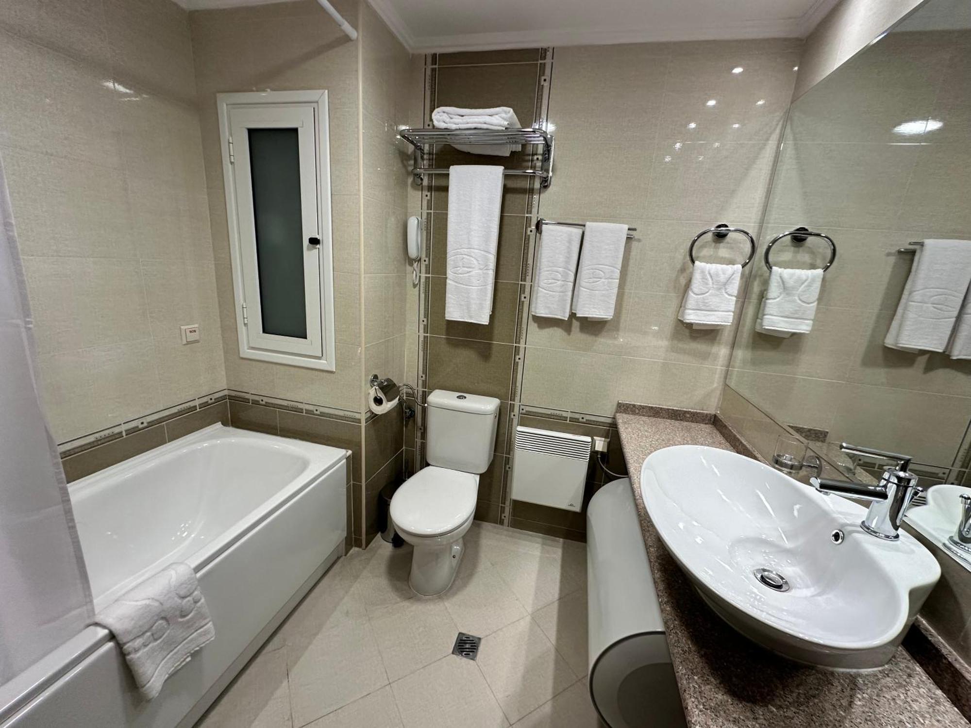 Great Apartments In Downtown Bansko Bagian luar foto